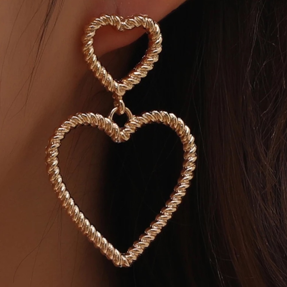3/$30 NEW! Creative Love Heart Earrings Valentines Day Pendant Boho Luxury